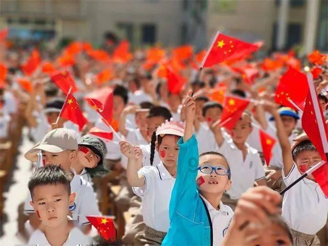 矮人国之战3中文无敌版